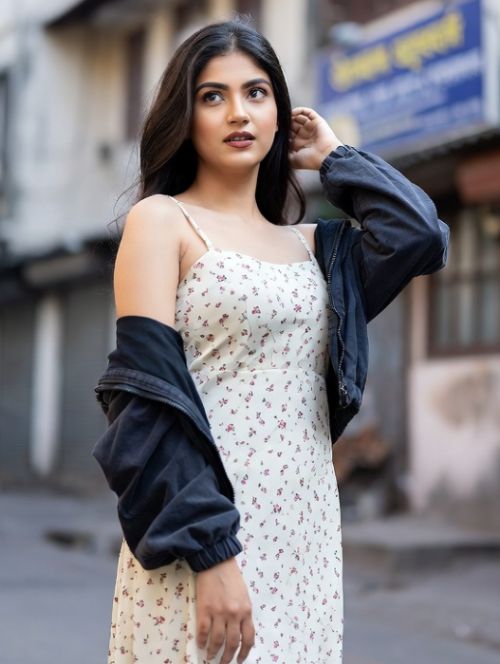 Aleena Khan Green Park Call Girl